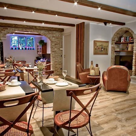Borgo Manzoni - Charming House Hotel Rozzano Kültér fotó